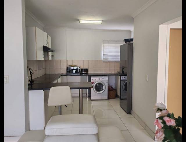 2 BEDROOM APARTMENT FOR SALE IN WITFIELD